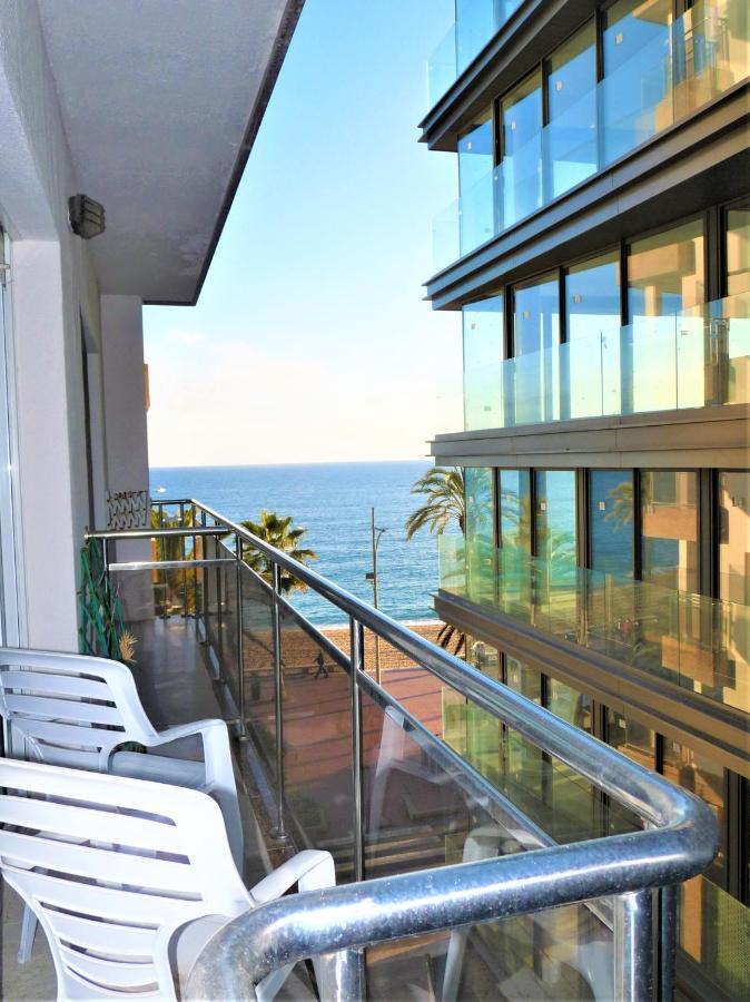 Apartaments Tropic Lloret de Mar Bagian luar foto