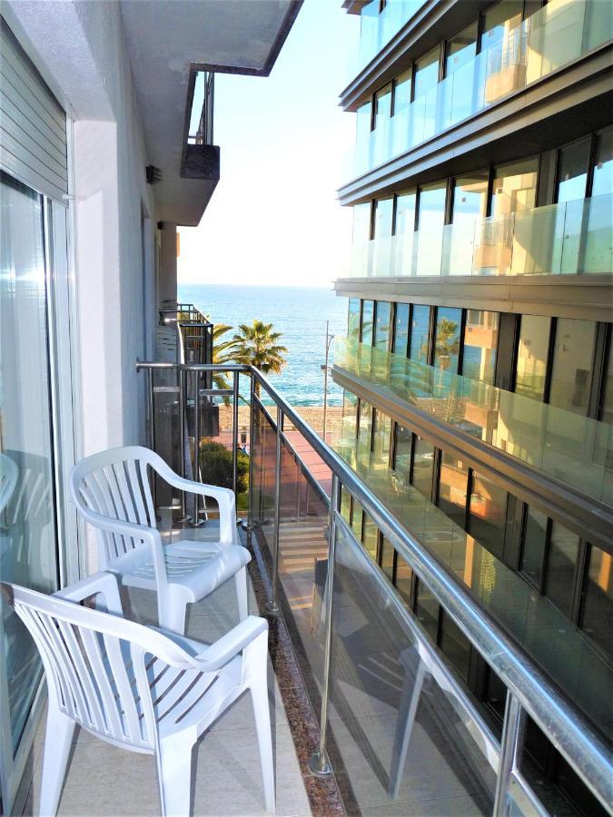 Apartaments Tropic Lloret de Mar Bagian luar foto