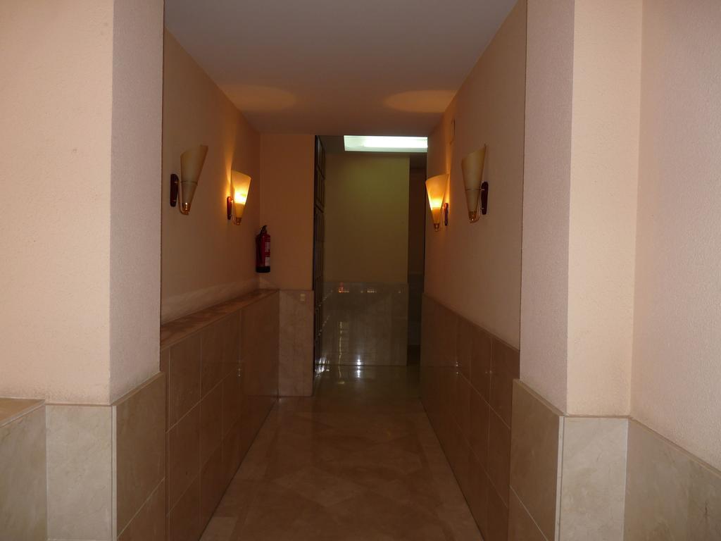 Apartaments Tropic Lloret de Mar Bagian luar foto