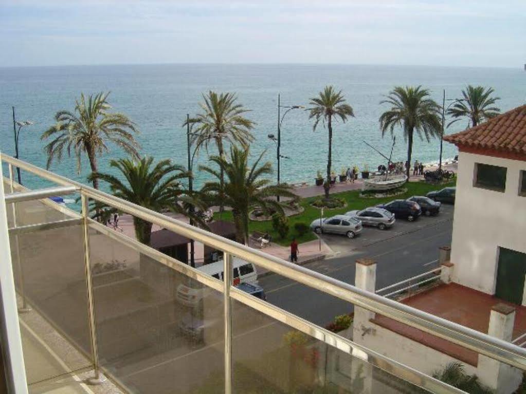 Apartaments Tropic Lloret de Mar Bagian luar foto