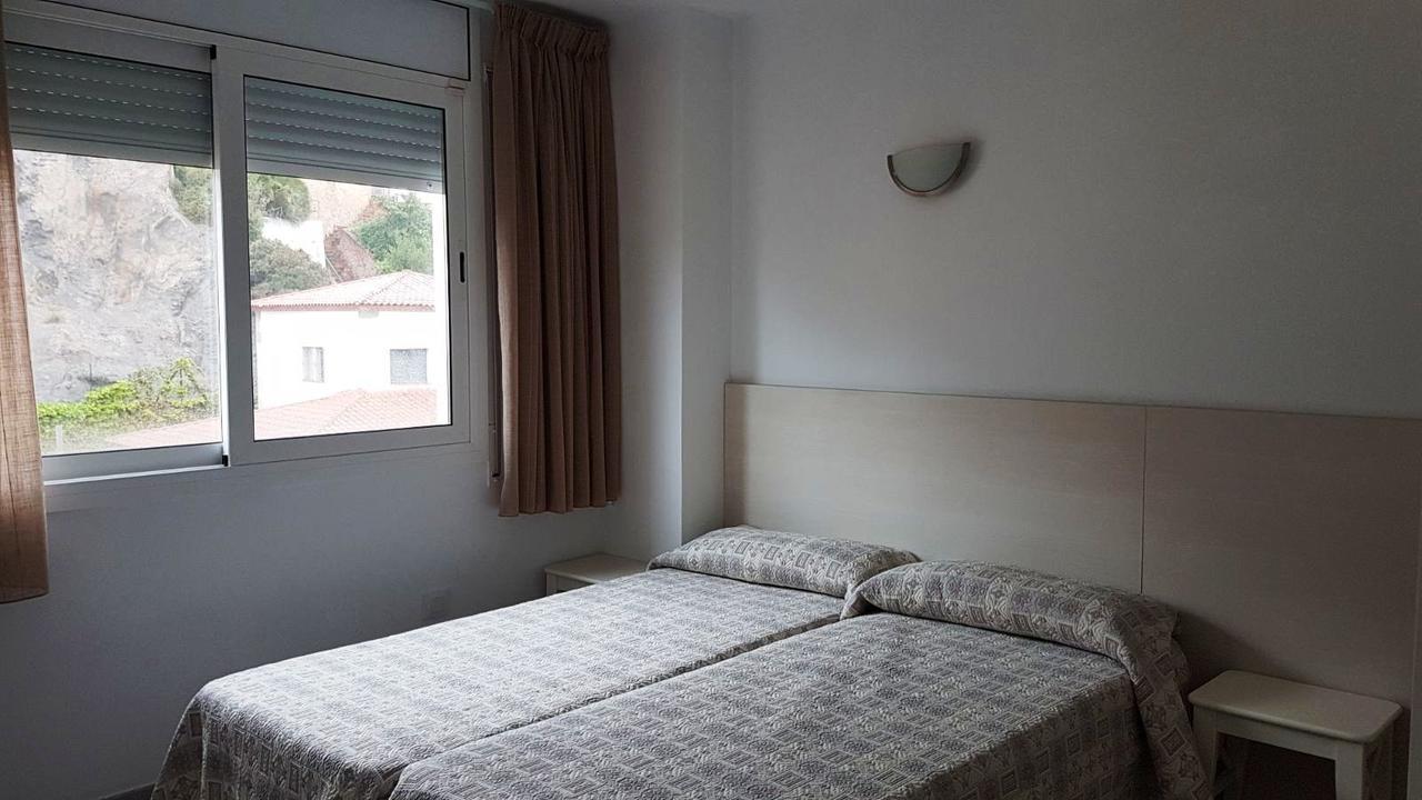 Apartaments Tropic Lloret de Mar Bagian luar foto