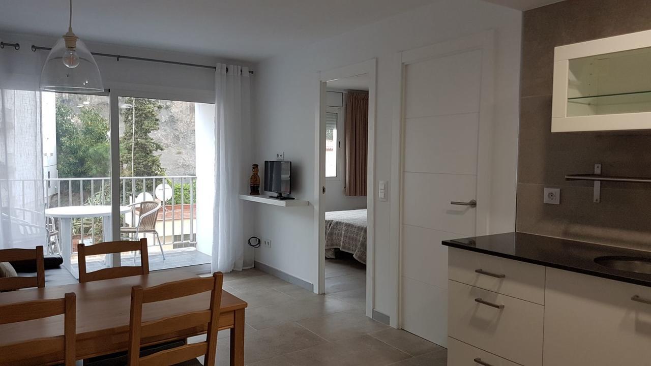 Apartaments Tropic Lloret de Mar Bagian luar foto