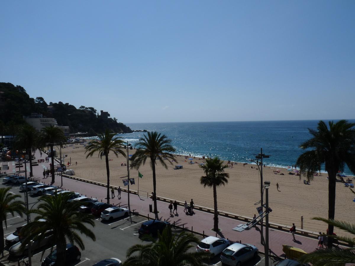 Apartaments Tropic Lloret de Mar Bagian luar foto